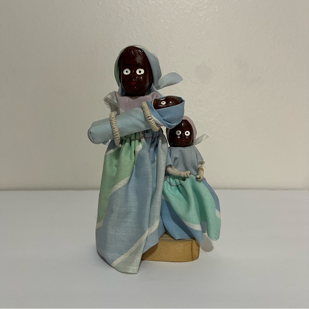 VTG KATY PUERTO PLATA R.D. (DOMINICAN REPUBLIC) BLACK FOLK ART MOTHER CHILD BABY